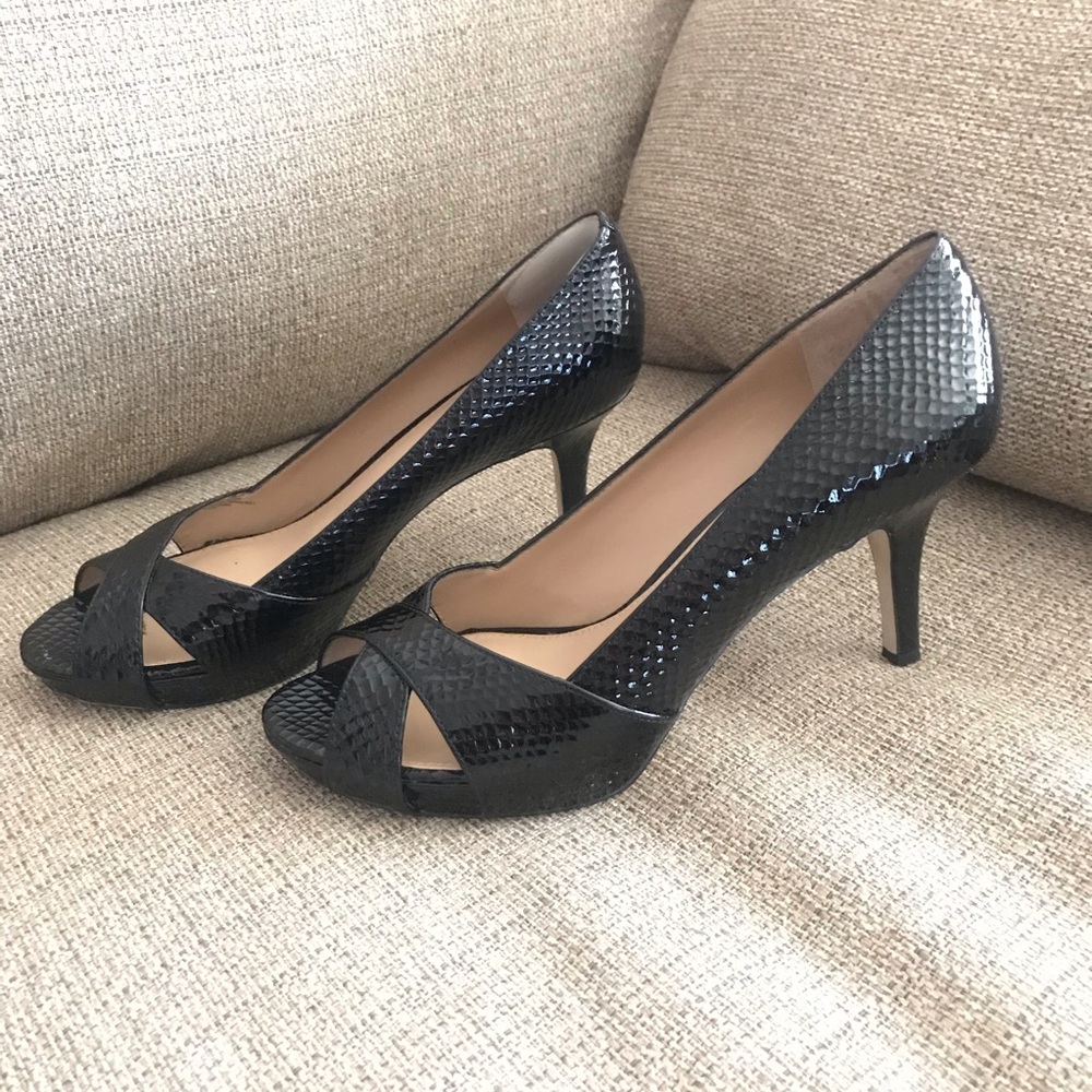 Arturo Chiang black patent leather peep toe heels